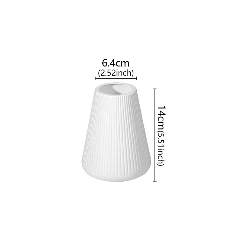 Silhouette Ridge Vase Set